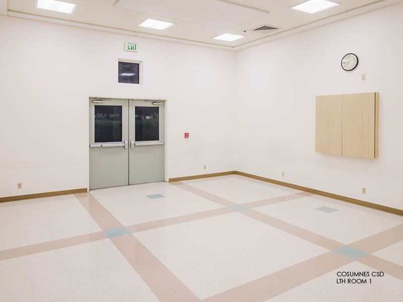 Image of Cosumnes CSD Laguna Town Hall Room 1, empty room